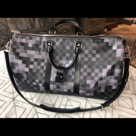 Authentic LV keepall 55 - Picture 2 of 13
